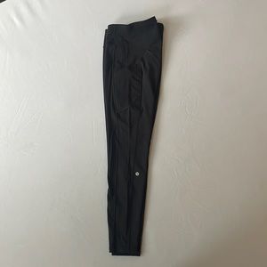 Women’s Lululemon Speed Up Tight 28 Size 10 Black